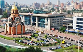 Apartament On Vasylia Lypkivskoho 24